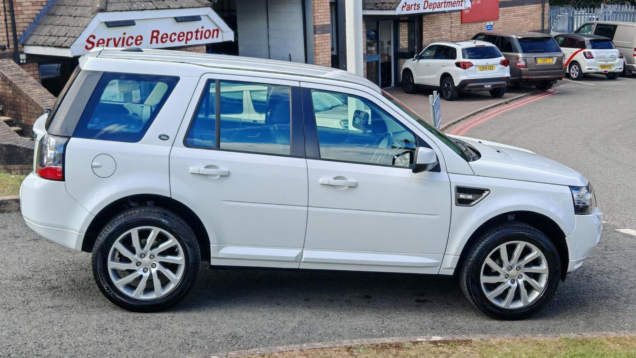 2014 Land Rover Freelander 2 2.2 SD4 SE, view