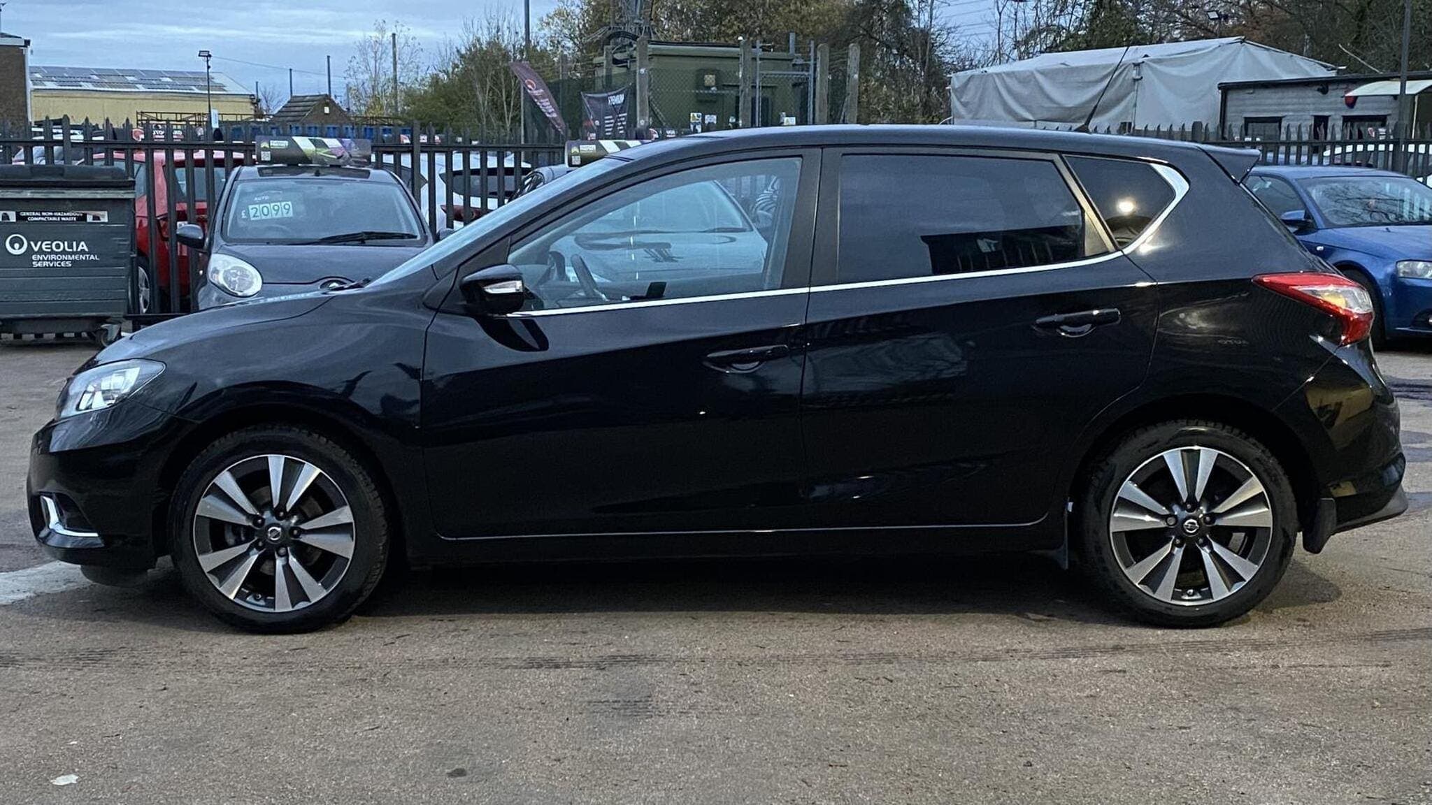 2016 Nissan Pulsar 1.2 DIG-T n-tec XTRON Euro 6 (s/s) 5dr, view