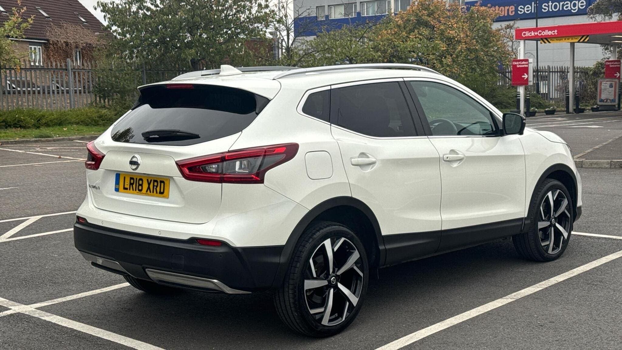 2018 Nissan Qashqai 1.2 DIG-T Tekna+ XTRON Euro 6, view